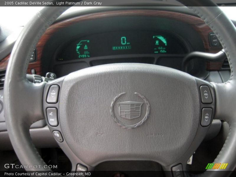 Light Platinum / Dark Gray 2005 Cadillac DeVille Sedan