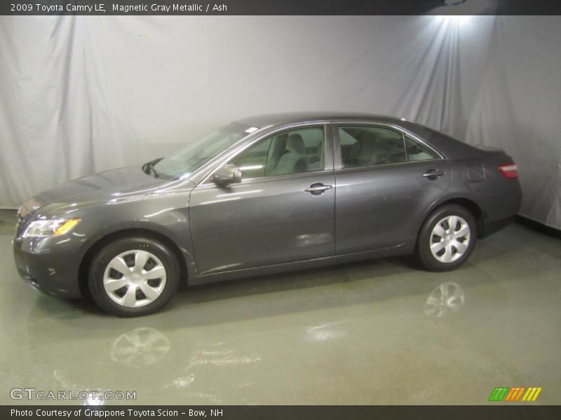Magnetic Gray Metallic / Ash 2009 Toyota Camry LE