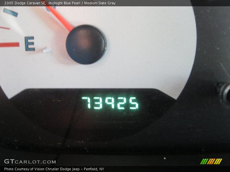 Midnight Blue Pearl / Medium Slate Gray 2005 Dodge Caravan SE