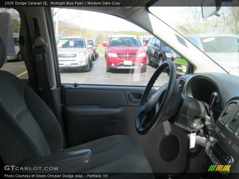 Midnight Blue Pearl / Medium Slate Gray 2005 Dodge Caravan SE