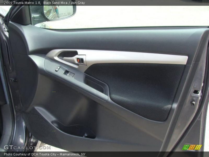Black Sand Mica / Ash Gray 2009 Toyota Matrix 1.8