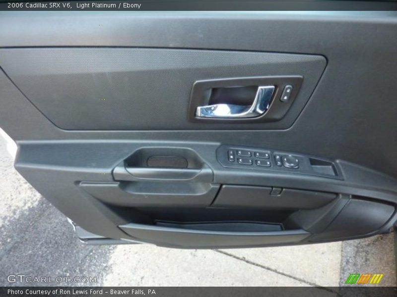 Light Platinum / Ebony 2006 Cadillac SRX V6