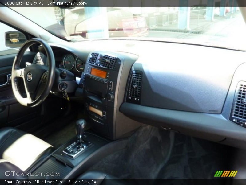 Light Platinum / Ebony 2006 Cadillac SRX V6