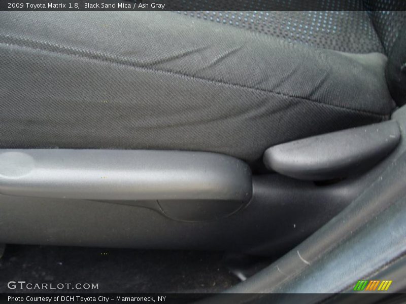Black Sand Mica / Ash Gray 2009 Toyota Matrix 1.8