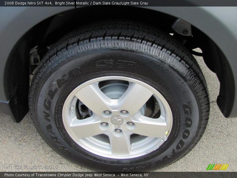 Bright Silver Metallic / Dark Slate Gray/Light Slate Gray 2008 Dodge Nitro SXT 4x4