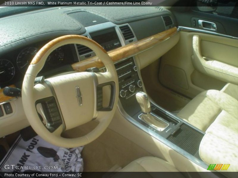 White Platinum Metallic Tri-Coat / Cashmere/Fine Line Ebony 2010 Lincoln MKS FWD