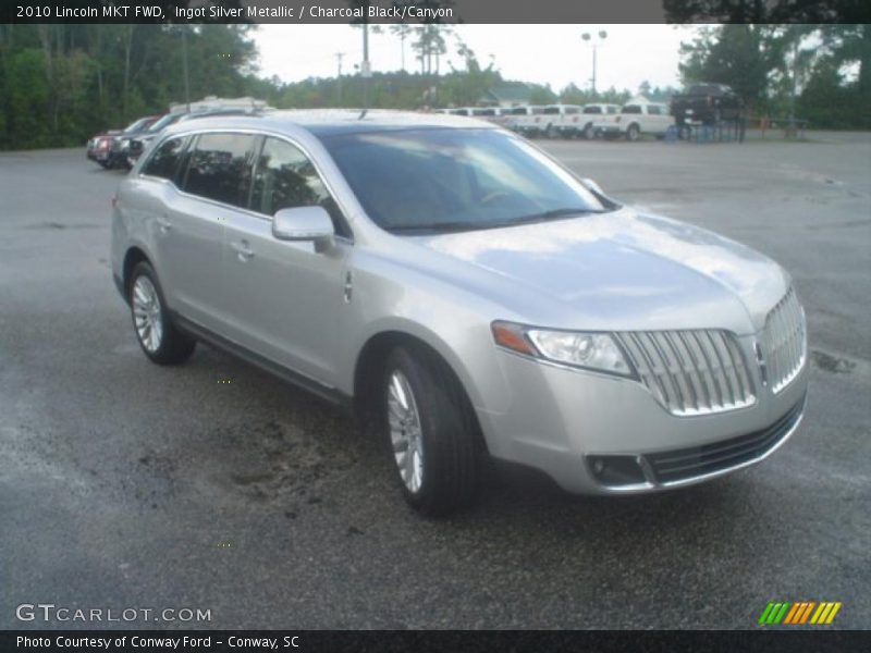 Ingot Silver Metallic / Charcoal Black/Canyon 2010 Lincoln MKT FWD