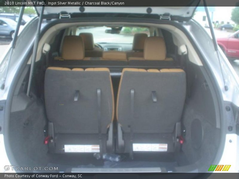 Ingot Silver Metallic / Charcoal Black/Canyon 2010 Lincoln MKT FWD