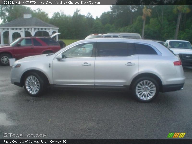 Ingot Silver Metallic / Charcoal Black/Canyon 2010 Lincoln MKT FWD