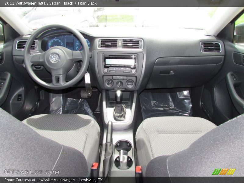 Black / Titan Black 2011 Volkswagen Jetta S Sedan