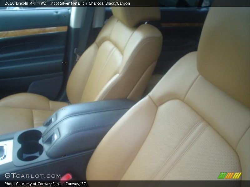 Ingot Silver Metallic / Charcoal Black/Canyon 2010 Lincoln MKT FWD