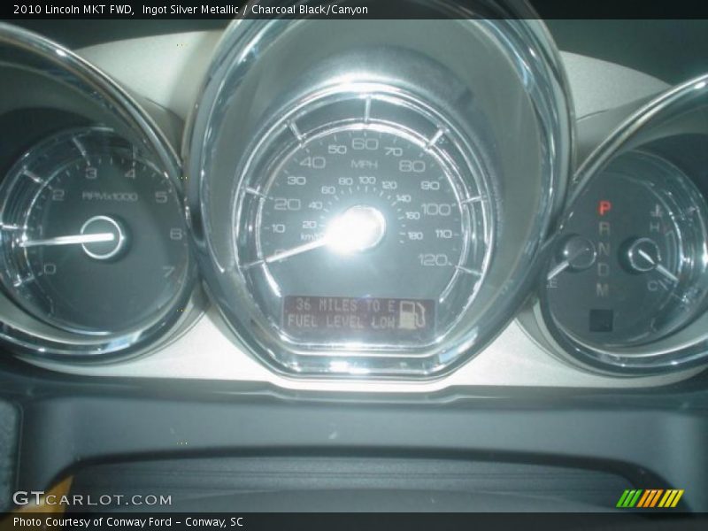Ingot Silver Metallic / Charcoal Black/Canyon 2010 Lincoln MKT FWD