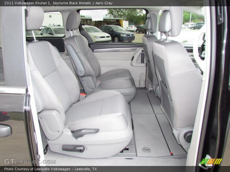 Nocturne Black Metallic / Aero Gray 2011 Volkswagen Routan S