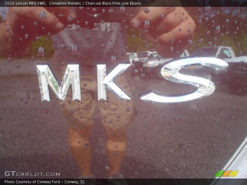 Cinnamon Metallic / Charcoal Black/Fine Line Ebony 2010 Lincoln MKS FWD