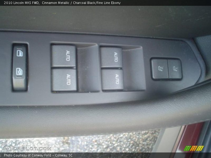 Cinnamon Metallic / Charcoal Black/Fine Line Ebony 2010 Lincoln MKS FWD