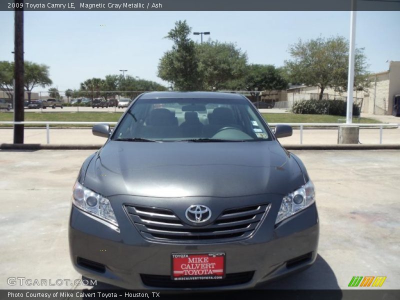 Magnetic Gray Metallic / Ash 2009 Toyota Camry LE