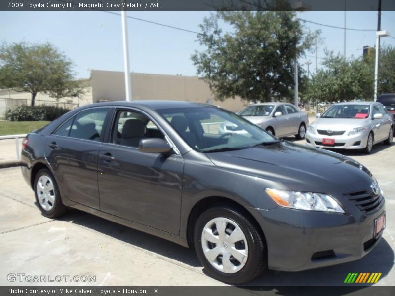 Magnetic Gray Metallic / Ash 2009 Toyota Camry LE