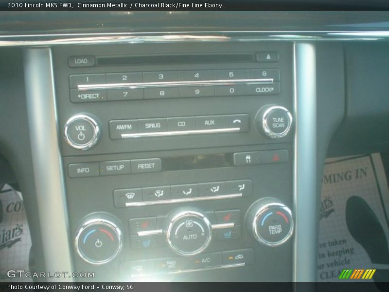 Cinnamon Metallic / Charcoal Black/Fine Line Ebony 2010 Lincoln MKS FWD