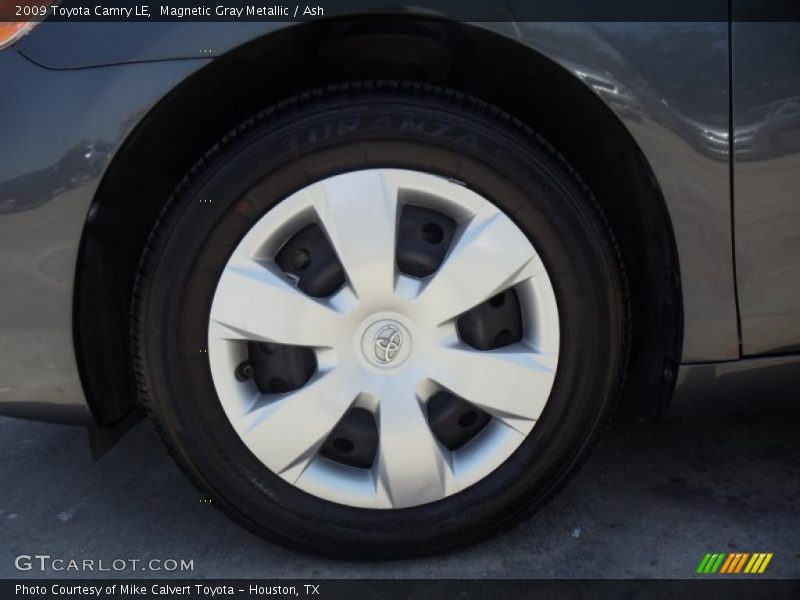 Magnetic Gray Metallic / Ash 2009 Toyota Camry LE