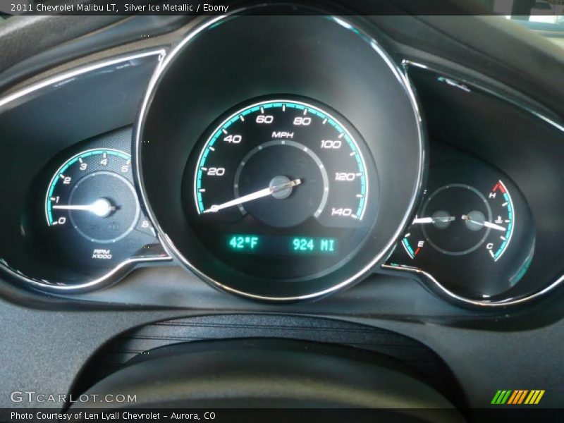 Silver Ice Metallic / Ebony 2011 Chevrolet Malibu LT