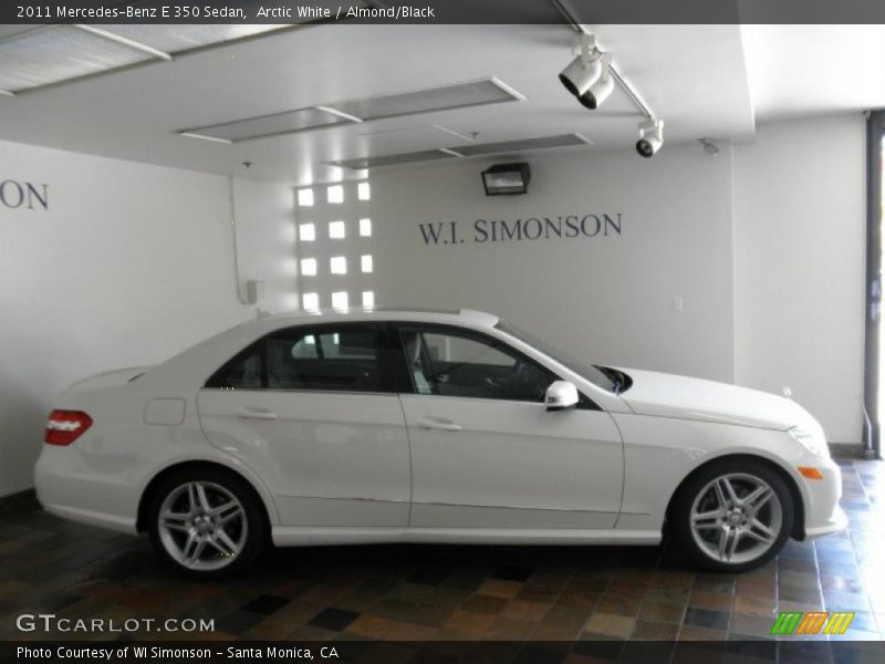 Arctic White / Almond/Black 2011 Mercedes-Benz E 350 Sedan