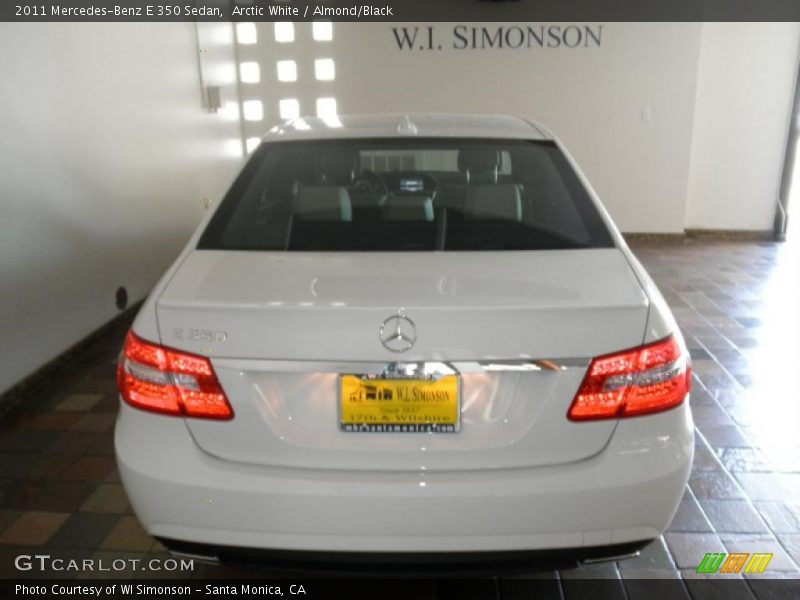 Arctic White / Almond/Black 2011 Mercedes-Benz E 350 Sedan