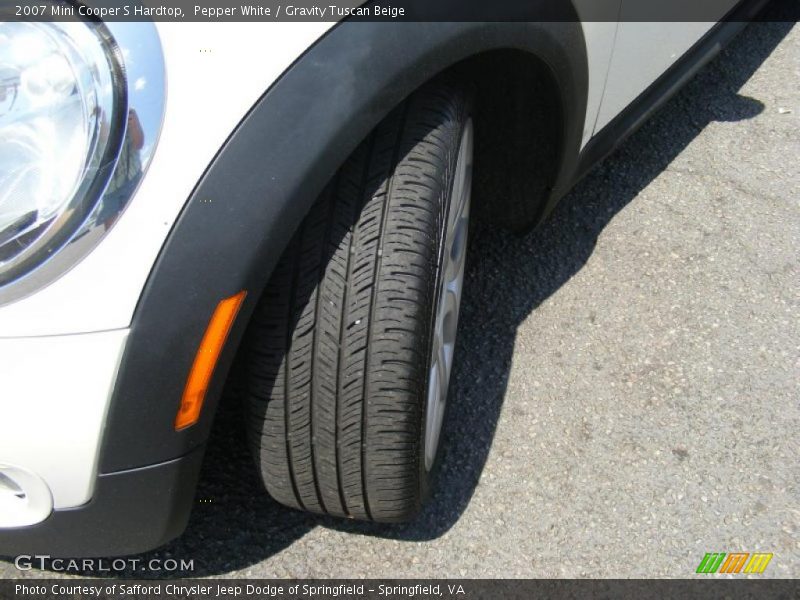 Pepper White / Gravity Tuscan Beige 2007 Mini Cooper S Hardtop