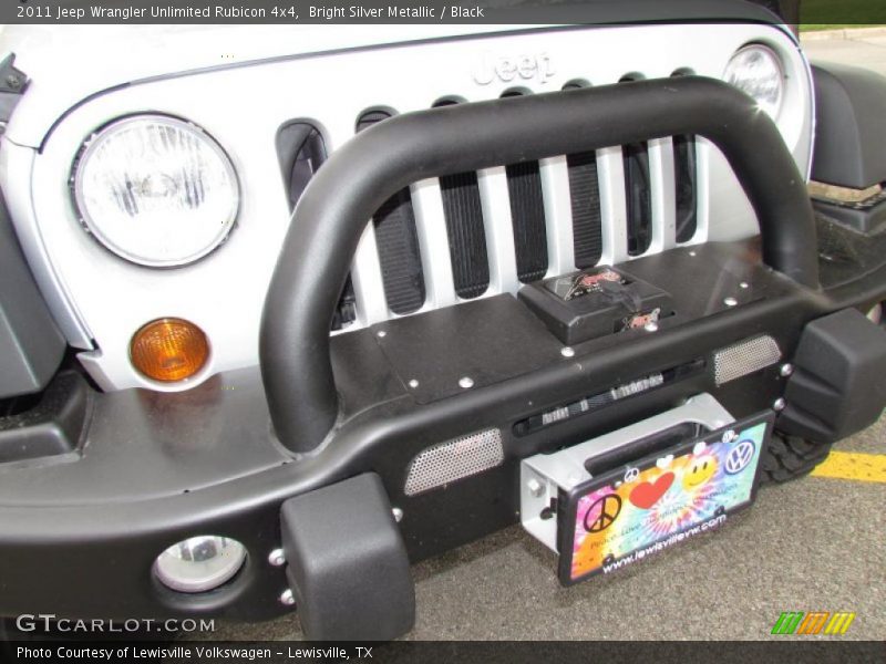 Bright Silver Metallic / Black 2011 Jeep Wrangler Unlimited Rubicon 4x4