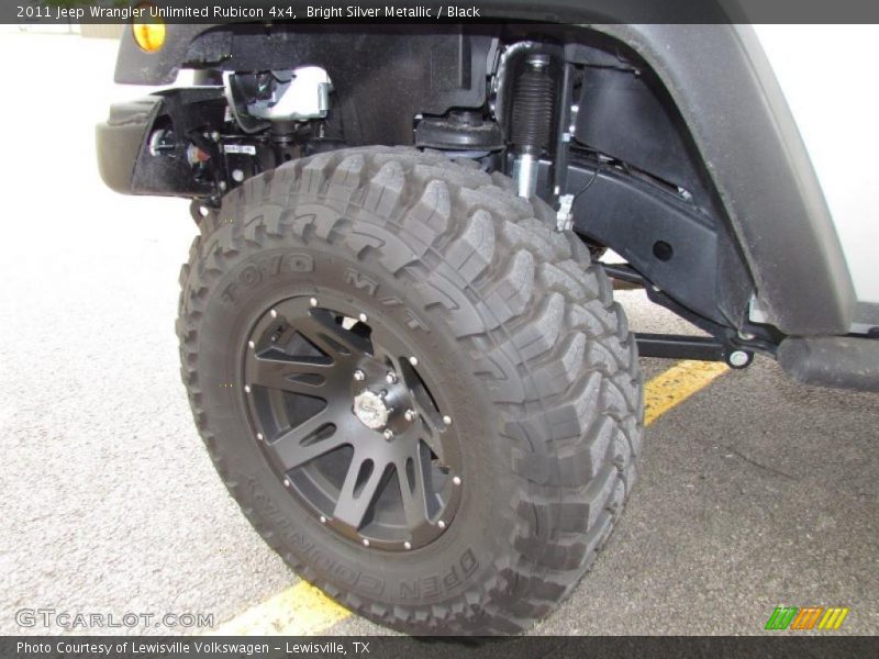 Custom Wheels of 2011 Wrangler Unlimited Rubicon 4x4