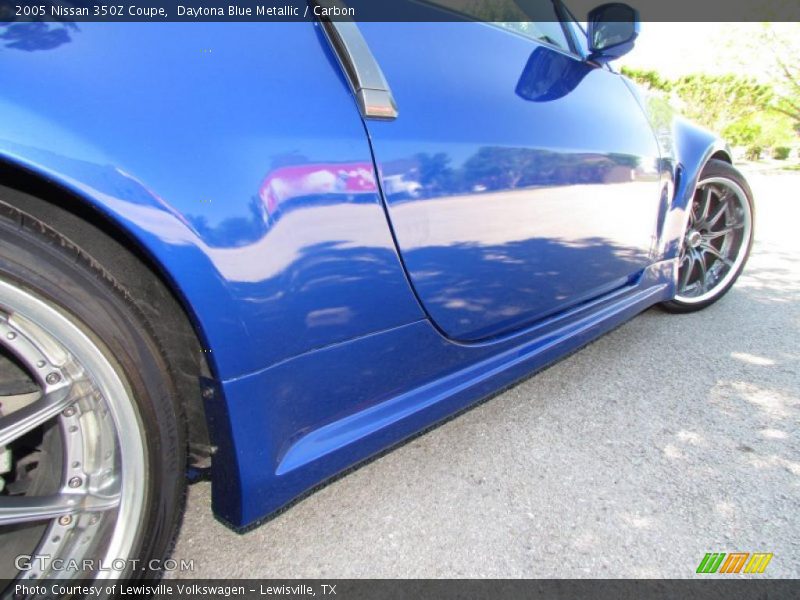 Daytona Blue Metallic / Carbon 2005 Nissan 350Z Coupe
