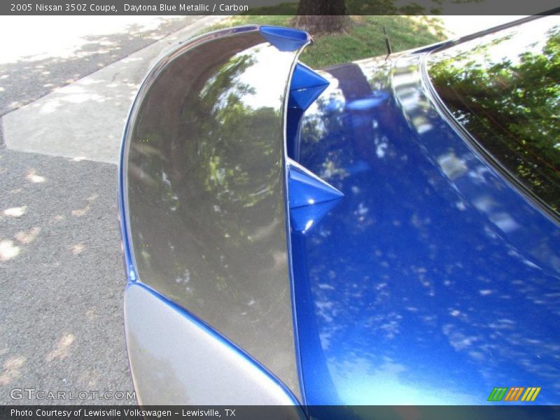 Daytona Blue Metallic / Carbon 2005 Nissan 350Z Coupe