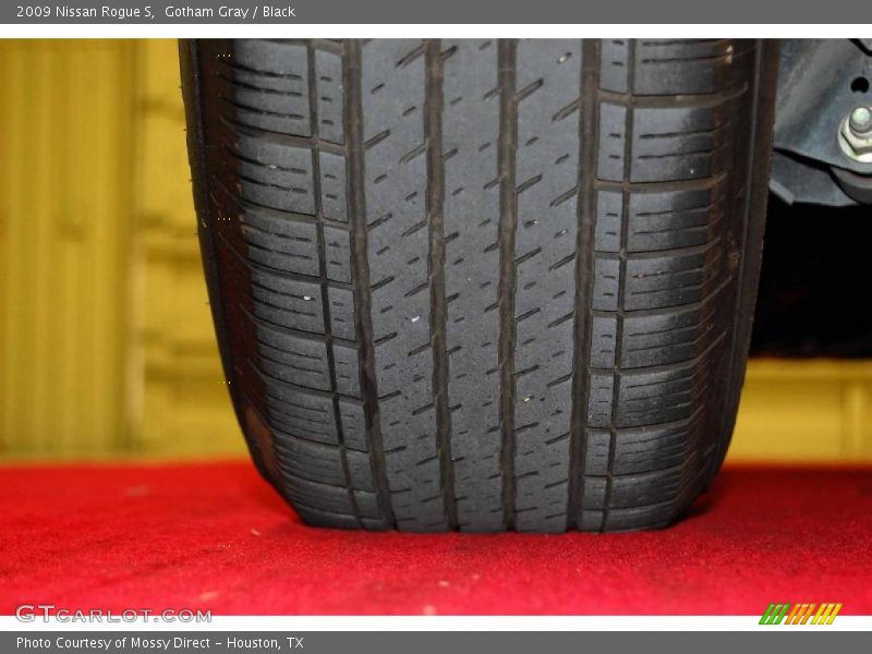 Gotham Gray / Black 2009 Nissan Rogue S