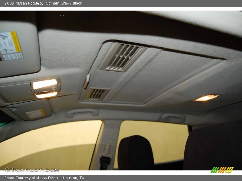 Gotham Gray / Black 2009 Nissan Rogue S