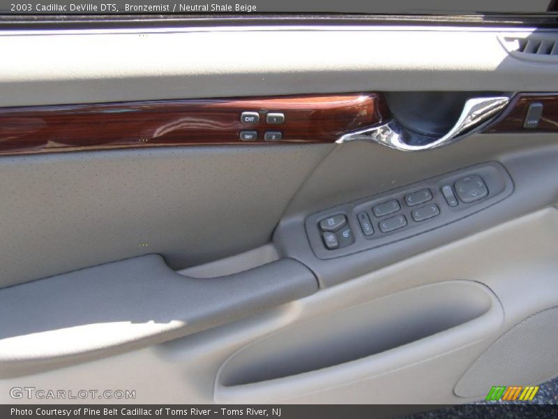 Bronzemist / Neutral Shale Beige 2003 Cadillac DeVille DTS