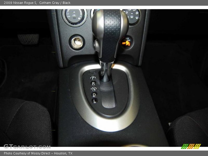 Gotham Gray / Black 2009 Nissan Rogue S