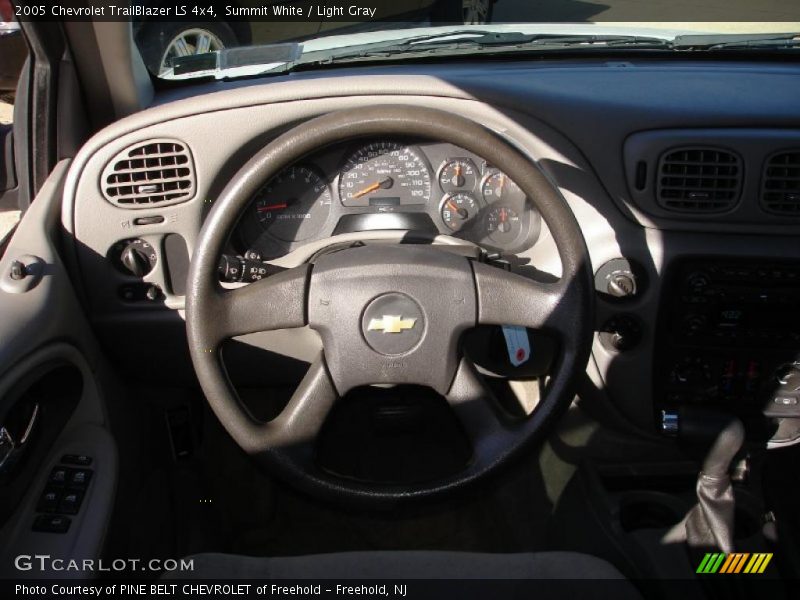 Summit White / Light Gray 2005 Chevrolet TrailBlazer LS 4x4