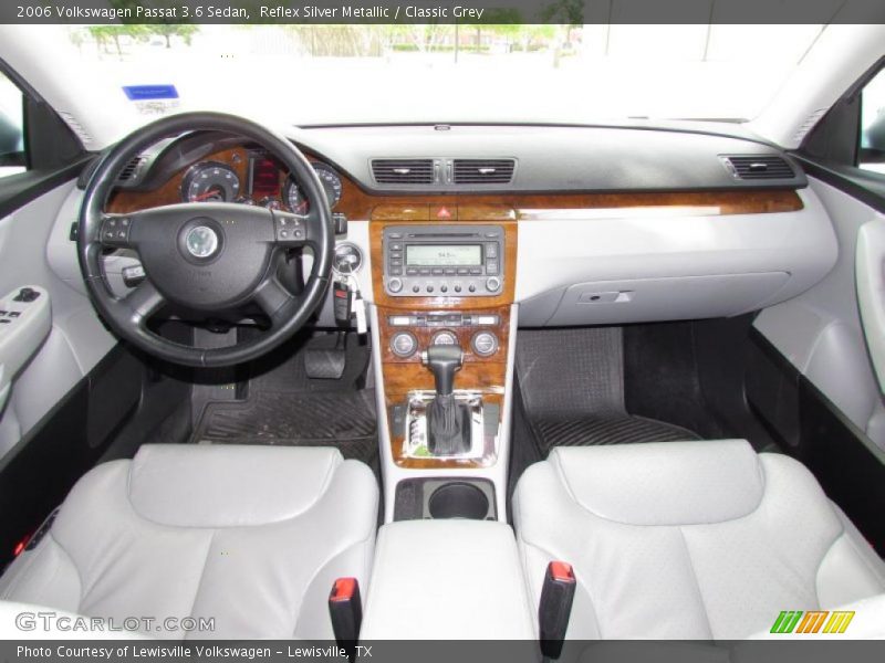 Dashboard of 2006 Passat 3.6 Sedan