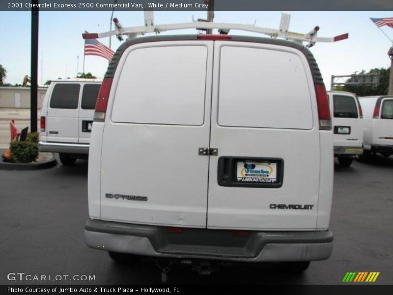 White / Medium Gray 2001 Chevrolet Express 2500 Commercial Van