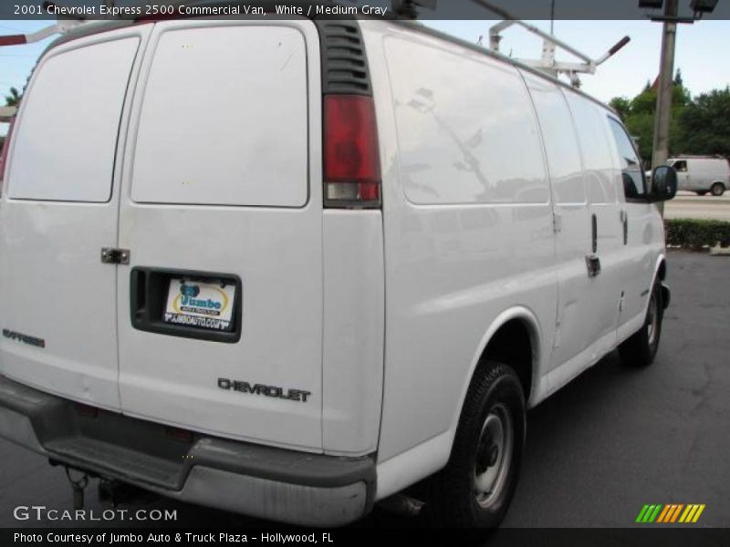 White / Medium Gray 2001 Chevrolet Express 2500 Commercial Van