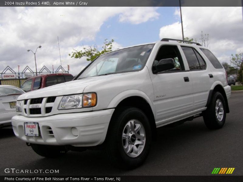 Alpine White / Gray 2004 Isuzu Rodeo S 4WD