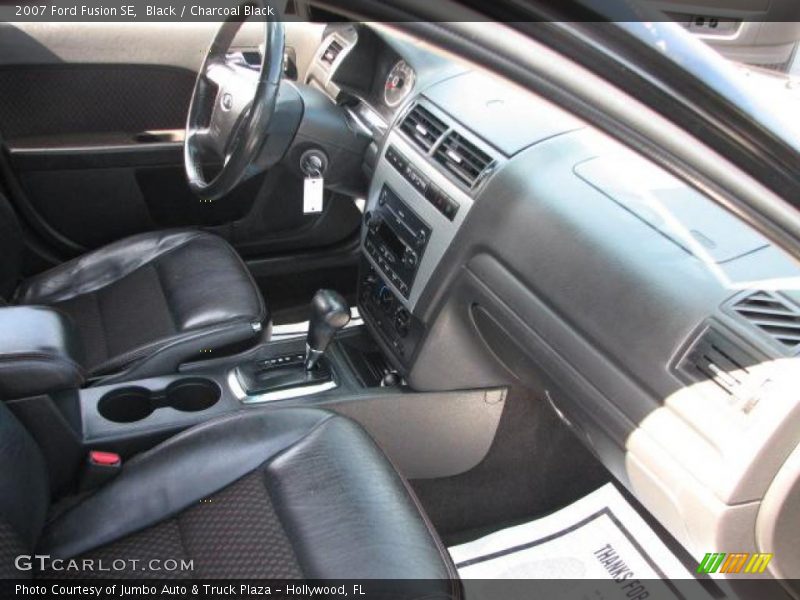 Black / Charcoal Black 2007 Ford Fusion SE