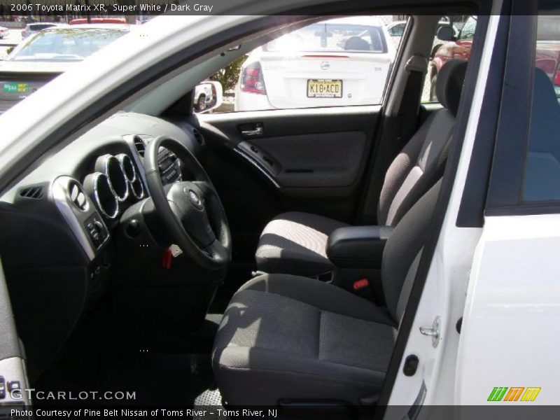 Super White / Dark Gray 2006 Toyota Matrix XR