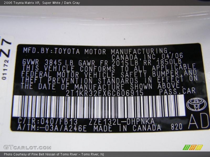 Super White / Dark Gray 2006 Toyota Matrix XR