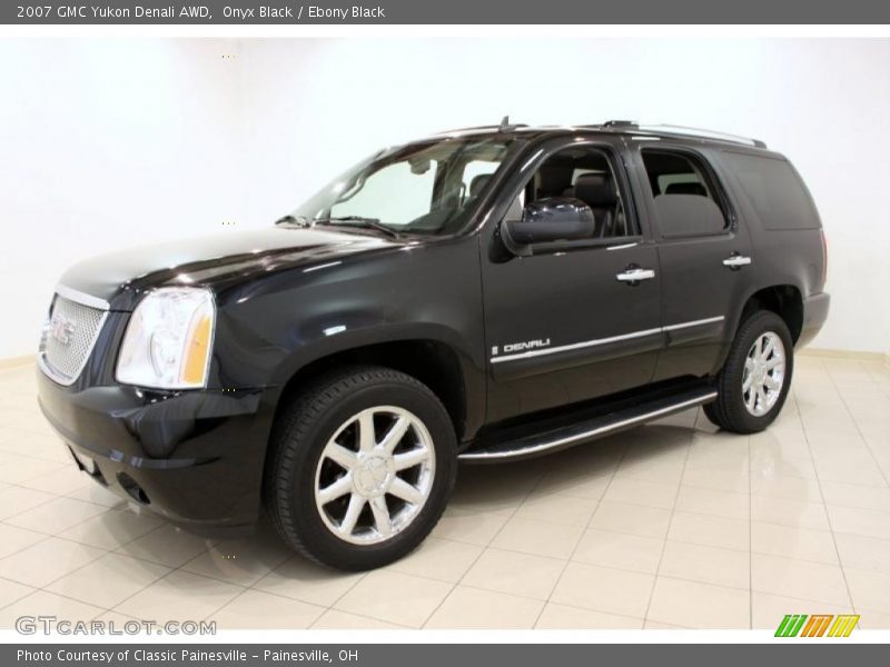Onyx Black / Ebony Black 2007 GMC Yukon Denali AWD