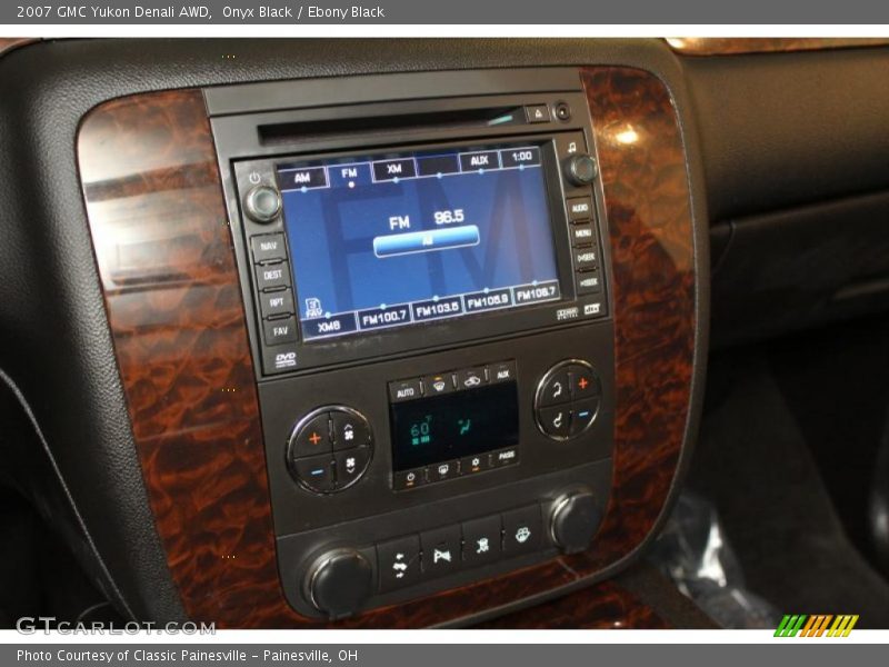 Onyx Black / Ebony Black 2007 GMC Yukon Denali AWD