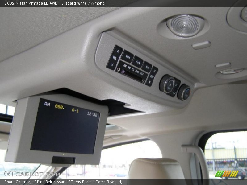 Blizzard White / Almond 2009 Nissan Armada LE 4WD