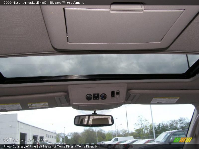 Blizzard White / Almond 2009 Nissan Armada LE 4WD
