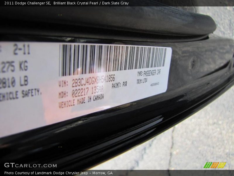 Brilliant Black Crystal Pearl / Dark Slate Gray 2011 Dodge Challenger SE