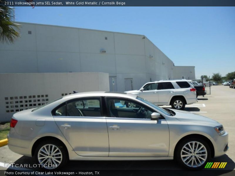 White Gold Metallic / Cornsilk Beige 2011 Volkswagen Jetta SEL Sedan