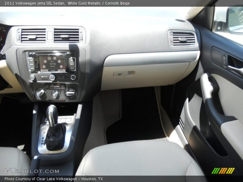 White Gold Metallic / Cornsilk Beige 2011 Volkswagen Jetta SEL Sedan
